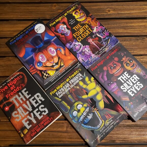 5 Piece Five Nights at Freddy's Book Lot, 4 Graphic Novels, 1 YA Novel - Picture 1 of 5